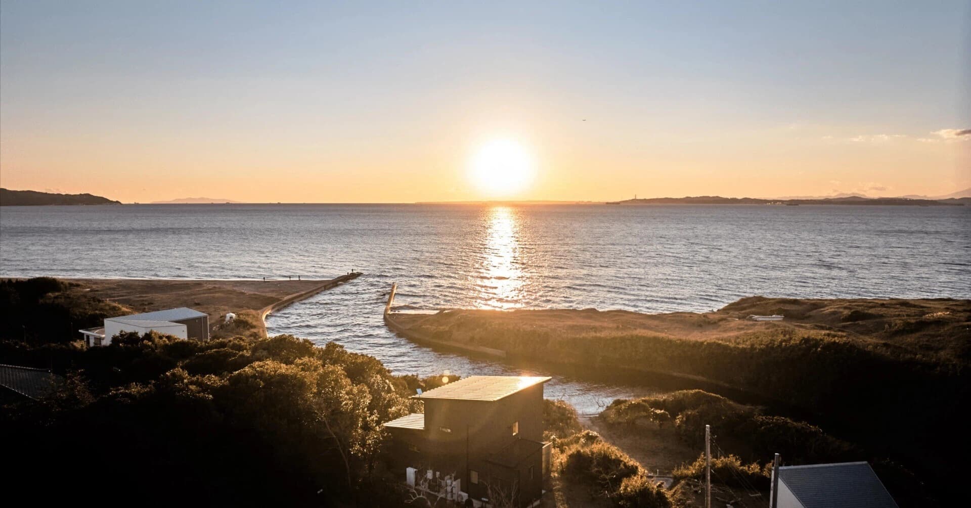 多拠点生活を民泊で。プロダクトデザイナーの9坪の家